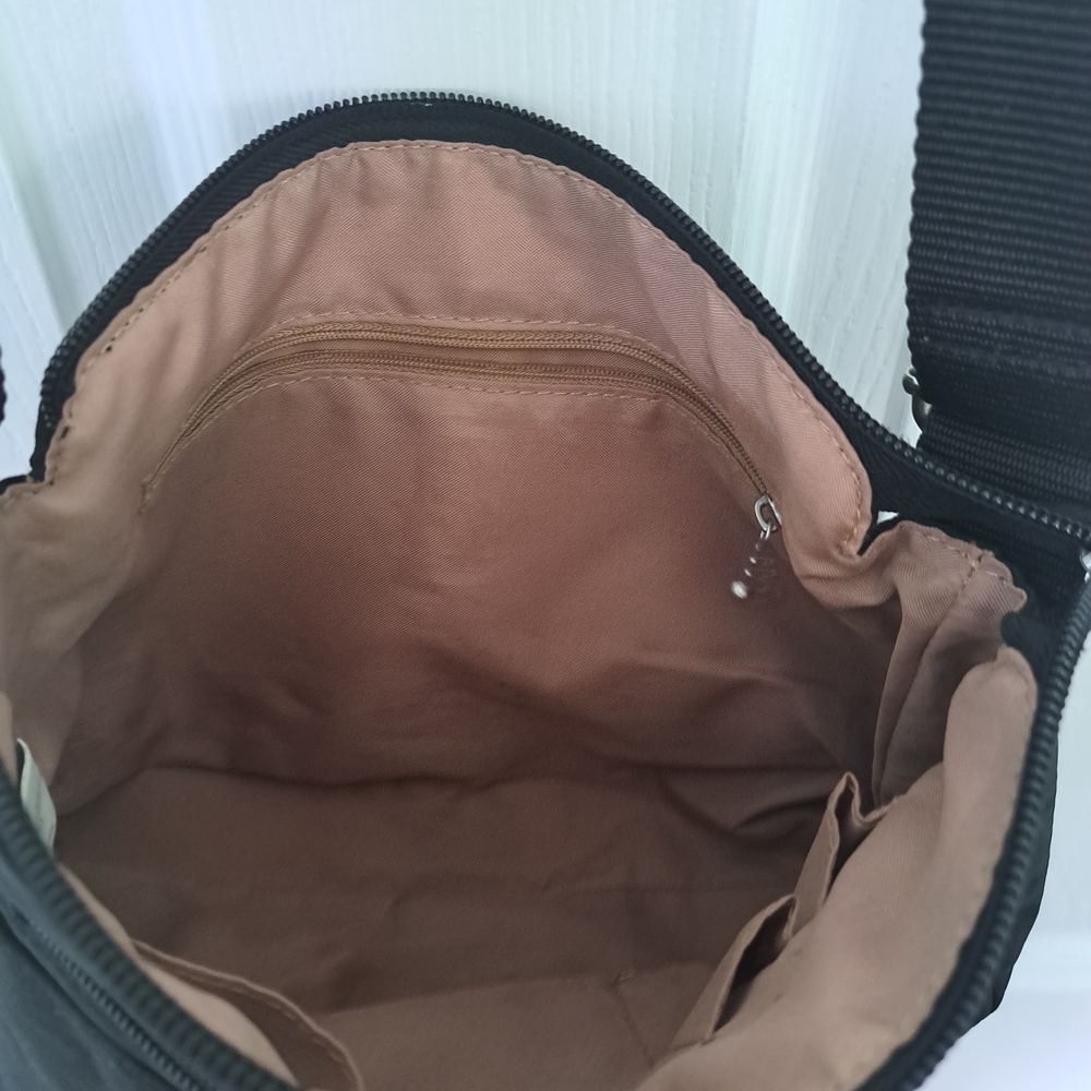 Baggallini Black Crossbody Bag - Picture 5 of 5